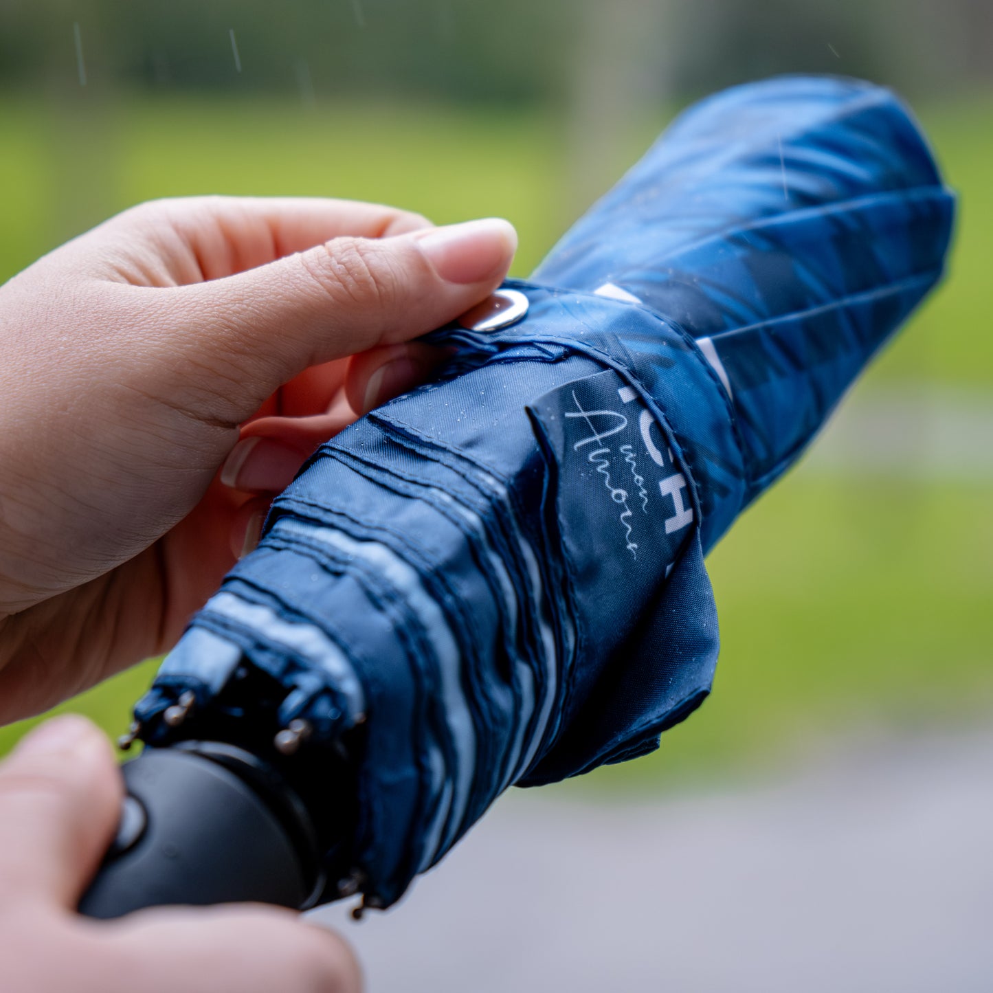 Parapluie pliant néo-carreaux